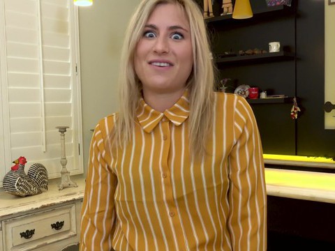 Cumshotti presents: Small tits babe lindsey cruz couldn't resist riding his dick