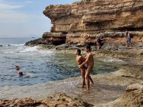 Cumshotti presents: Divers watching us fuck at the beach give us some help