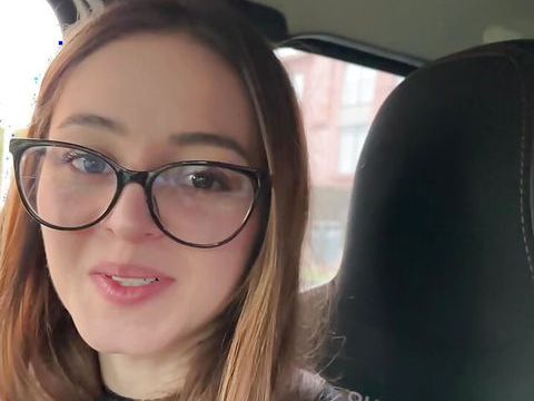 Cumshotti presents: The cafeteria clerk gets in my car and gives me a delicious blowjob