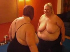 Cumshotti presents: Bbw babes wrestling for real