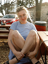 Cumshotti presents: Kerin Metzger Follow The Rools