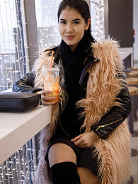 Cumshotti presents: Drahomira Juzova as Lady Dee