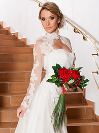 Cumshotti presents: Czech bride Angel Piaff gets banged in a laundry room after posing in lingerie